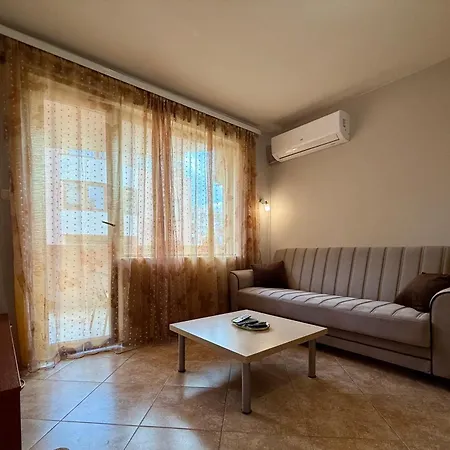 Apartament Hermes *